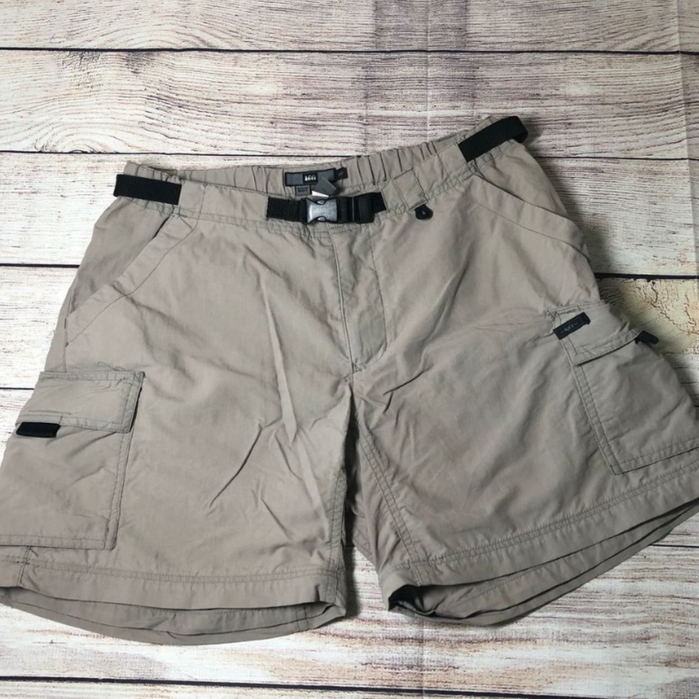 REI Size 6 Cargo Shorts